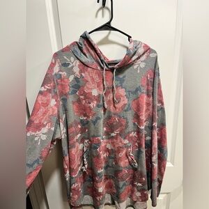Livi Active Floral Hoodie 22/24 Cozy